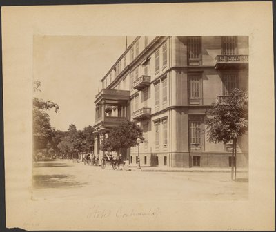 [فندق كونتيننتال]. بواسطة جي ليكيجيان