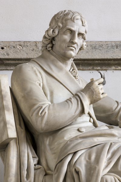 تمثال جوزيبي باريني بواسطة غايتانو ماتيو مونتي