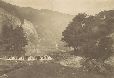 مدخل Dove Dale ، Derbyshire ، 1880s ، تم طبعه عام 1888. ، 1880s ، تم طباعته عام 1888. بواسطة جورج بانكارت