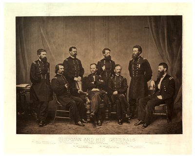 شيرمان وجنرالاته [تمت إضافة بلير من صورة سلبية أخرى قبل الطباعة] ، 1865 (صورة بني داكن) بواسطة جورج إن بارنارد