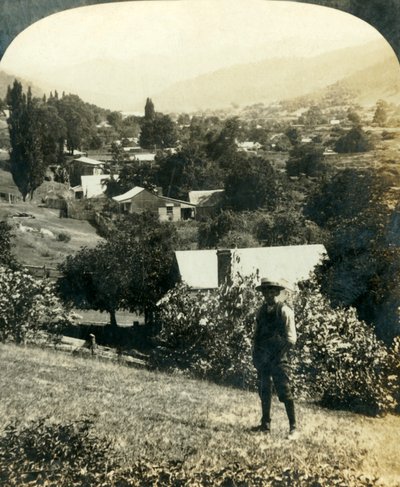 منظر عين الطيور من Wandiligong ، فيكتوريا ، أستراليا ، c1909. بواسطة جورج روز