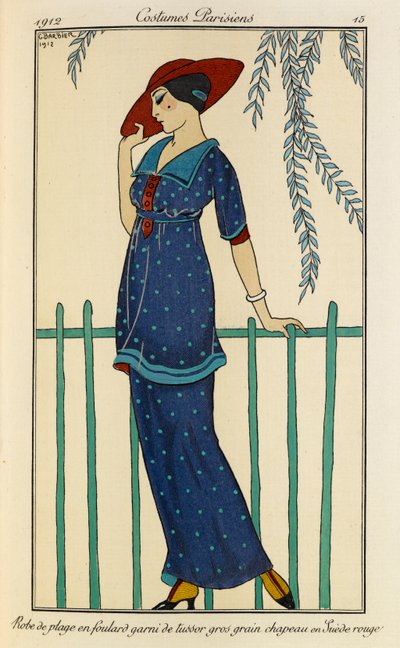 Robe de plage en foulard garni de tussor gros الحبوب الفاتحة في Suède rouge. أزياء Parisiens رقم 15. امرأة ترتدي فستانًا للشاطئ ووشاحًا حريريًا خامًا مزينًا بحبيبات كبيرة باللون الأزرق المرقط وقبعة حمراء. بواسطة جورج حلاق