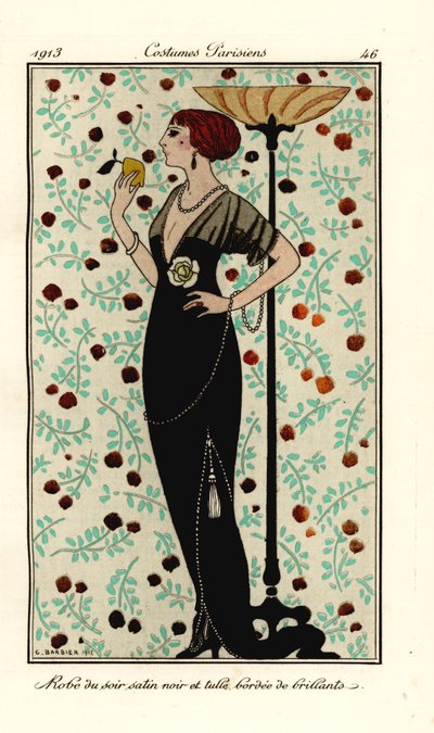 امرأة ترتدي ثوبًا سهرة من الساتان الأسود والتول ، مزينة باللمعان. رداء de soir satin noir et tulle، bordee de brillants. قلم حبر ملون يدويًا (استنسل) نقش بعد رسم توضيحي لجورج باربييه من مجلة توماسو أنتونجيني Journal des Dames et des Mo بواسطة جورج حلاق