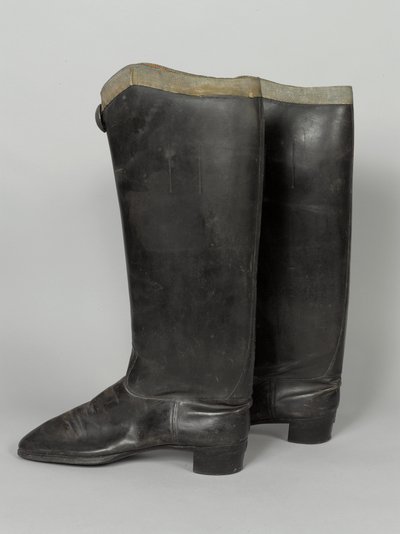Boots, 3rd von Zieten Hussars, worn by HRH The Duke of Connaught, pre-1914 (boot) بواسطة المدرسة الألمانية