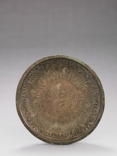 سلطانية بأشكال منقوشة من الرذائل ، 1150-1200 بواسطة المدرسة الألمانية