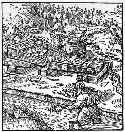 Engraving from De re metallica (On the nature of metals), by Georg Pawer or Georgius Agricola (1494-1555) بواسطة المدرسة الألمانية