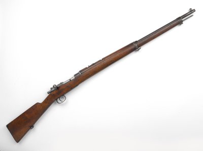 بندقية ماوزر M1896 عيار 7.92 مم 1896 استخدمها الجنرال لويس بوثا بواسطة المدرسة الألمانية