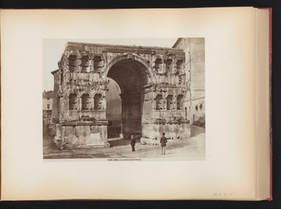 قوس يانوس في روما ، إيطاليا روما. Arco di Giano quadrifronte (العنوان على الكائن) بواسطة جياكومو بروجي