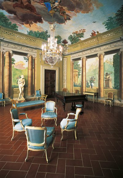 لوحة جدارية رسمها جوزيبي ماريا تيريني (1739-1811) في 1777-1778 في غرفة فور سيزونز ، فيلا ديل بوجيو إمبريال (فيلا إمبريال هيل) ، فلورنسا ، إيطاليا بواسطة جوزيبي ماريا تيريني