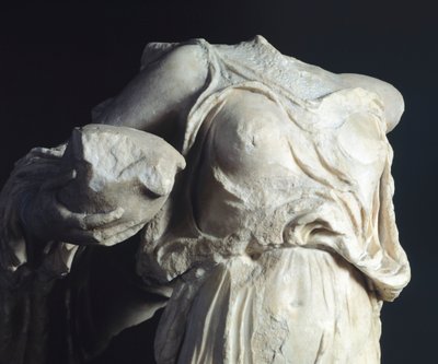 Acroterial figure, sculpture from Asclepius temple, Epidaurus, Greece, Greek Civilization, 4th Century BC (sculpture) بواسطة اليونانية