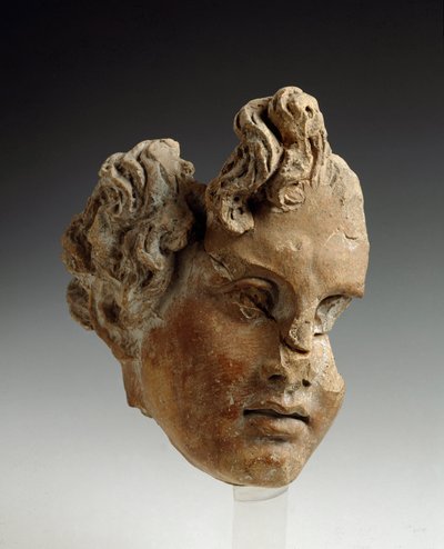 Magna Graecia (اليونان العظمى): جزء من الرأس ؛ من مونتي أنتينا (روما) ؛ من القرن الخامس إلى الرابع قبل الميلاد ؛ روما ، متحف فيلا جوليا - فن اليونان العظمى: جزء رأس من مونتي أنتينا (لاتسيو) من القرن الخامس إلى الرابع قبل الميلاد. متحف فيلا جوليا روما بواسطة اليونانية