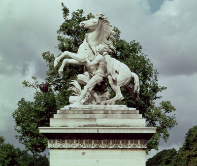 واحدة من "خيول مارلي" ، 1739-45 (رخام) بواسطة غيوم أنا كوستو