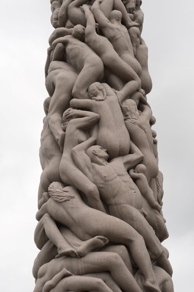 People Monolith ، نحت في Frogner Park ، أوسلو ، النرويج (جرانيت) بواسطة جوستاف فيجلاند