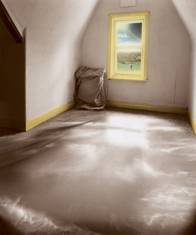 من خلال الضوء بواسطة حاج حاج