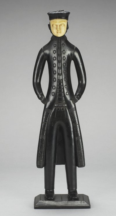 Sea Captain Figure ، جزر كوين شارلوت ، كولومبيا البريطانية ، حوالي عام 1840 (الأرجيليت والعاج) بواسطة هيدا