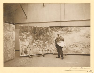 كلود مونيه (1840-1926) أمام لوحاته "الزنابق المائية" ، في مرسمه في جيفرني بواسطة هنري مانويل