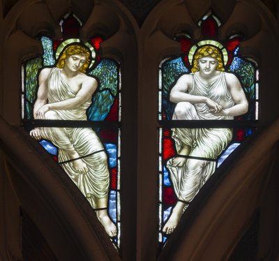 Westminster ، St Margaret ، James Powell & Sons ، Henry Holiday ، Tracery Angels ، 1883 بواسطة هنري عطلة