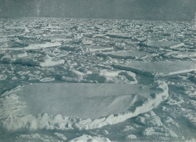 حزمة ثقيلة تم فيها حجز السفينة ، 1912 ، 1913 بواسطة هربرت بونتينج