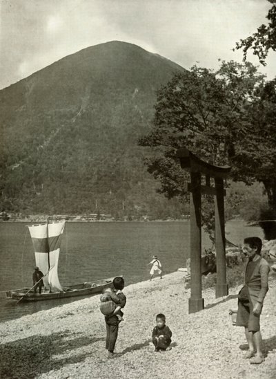 نانتاي-زان وبحيرة تشوزنجي ، 1910. بواسطة هربرت بونتينج