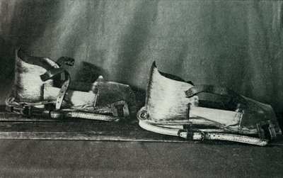 أحذية التزلج للاستخدام مع Finnesko ، c19101913 ، 1913 بواسطة هربرت بونتينج