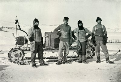 حزب المحرك من اليسار إلى اليمين - لاشلي ، يوم BC ، ملازم. إيفانز ، هوبر ، أكتوبر 1911 ، 1913 بواسطة هربرت بونتينج