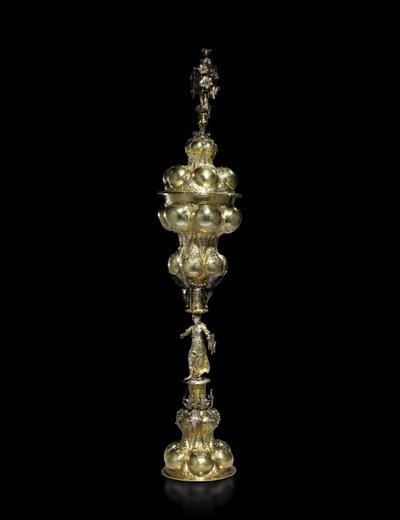 كأس ميدينجن مينيرفا ، c.1650 (فضي وقرمزي) بواسطة هينريش أومسن
