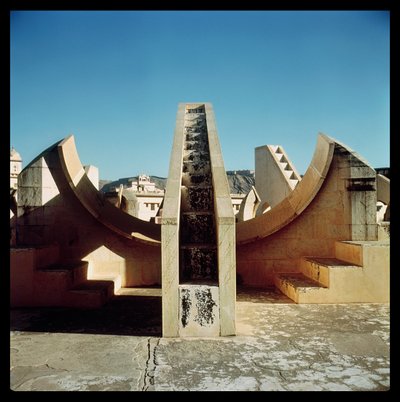 المرصد الفلكي ، بني 1726-1734 بواسطة المدرسة الهندية