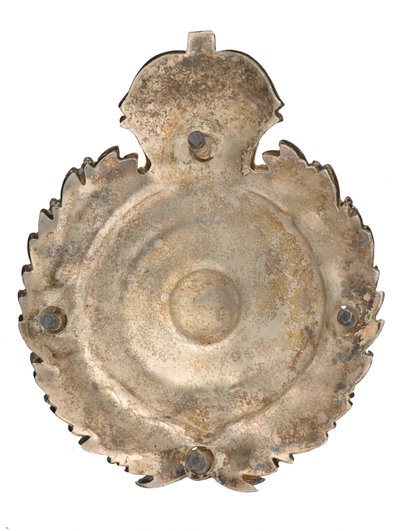 لوحة حزام الحقيبة ، بنادق بومباي المتطوعين ، 1877-1901 بواسطة المدرسة الهندية