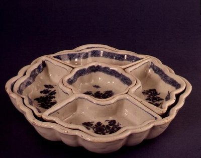 طبق Hors d'oeuvre ، حوالي 1760 (سيراميك) بواسطة المدرسة الايرلندية