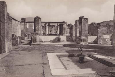 كاسا ديل فاونو دانزانتي ، House of the Dancing Faun (صورة b / w) بواسطة مصور إيطالي