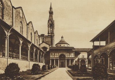 فلورنسا / فلورنسا: كنيسة S Croce ، Cloister (b / w photo) بواسطة مصور إيطالي
