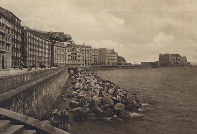 نابولي: عبر Caracciolo و Castello Dell