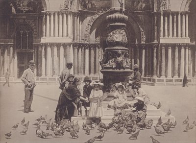Piccioni (صورة b / w) بواسطة مصور إيطالي
