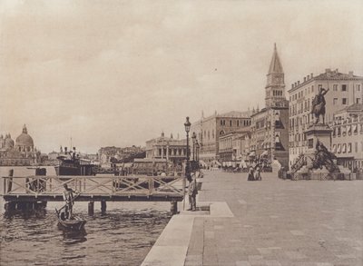 ريفا ديجلي شيافوني (صورة b / w) بواسطة مصور إيطالي