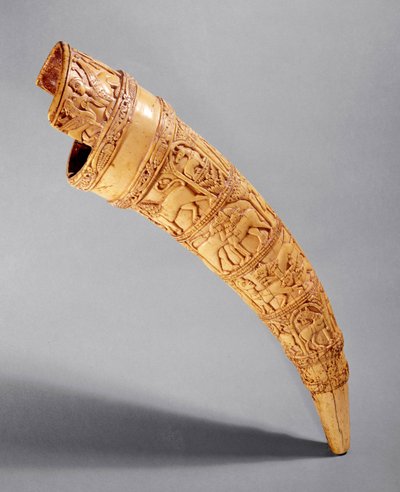 أوليفة ، من كنز القديس سرنين ، ورشة ساليرنو (انظر أيضًا 166371) بواسطة المدرسة الايطالية