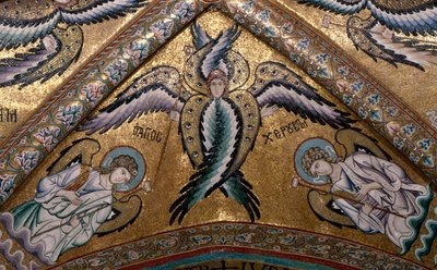 Detail of an angel from the vault of the apse (mosaic) بواسطة المدرسة الايطالية