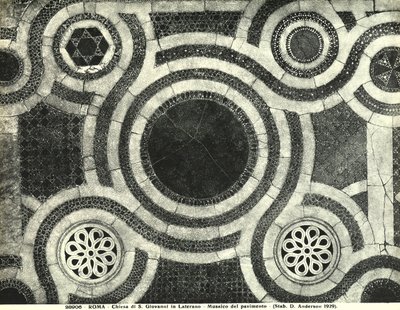 تفاصيل أرضية Cosmatesque لكنيسة San Giovanni في لاتيرانو ، روما (فسيفساء) بواسطة المدرسة الايطالية
