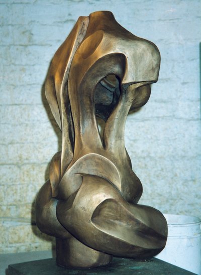 امرأة ، 2001 (برونزية) بواسطة إيزابيلا جودليوسكا دي أراندا