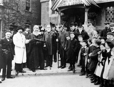 الشتائم على قرون في Highgate 28 مارس 1906 بواسطة ج. بنيامين ستون