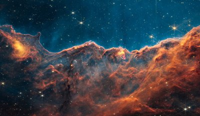 Carina Nebula Jets (صورة بوصلة مرشحات النطاق الضيق NIRCam) غير مشروحة بواسطة تلسكوب جيمس ويب الفضائي (ناسا)