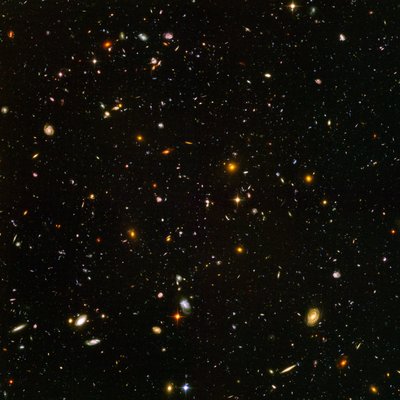 مجال هابل فائق العمق بواسطة تلسكوب جيمس ويب الفضائي (ناسا)