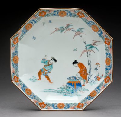 طبق مثمن مع مشهد يوضح الموقد في قصة البئر ، Kakiemon Ware ، c.1700 (آنية فخارية بمينا مزججة) بواسطة المدرسة اليابانية