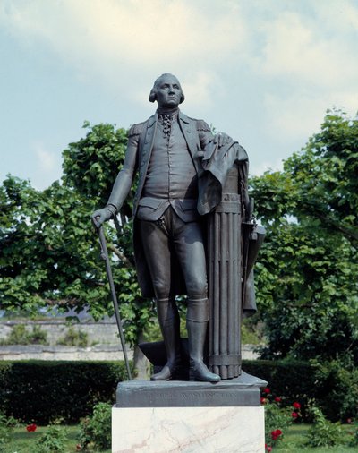 Portrait of George Washington (1732-1799) Sculpture of Jean Antoine Houdon (1741-1828) 18th century Blearancourt, musee franco-american بواسطة جان انطوان هدون