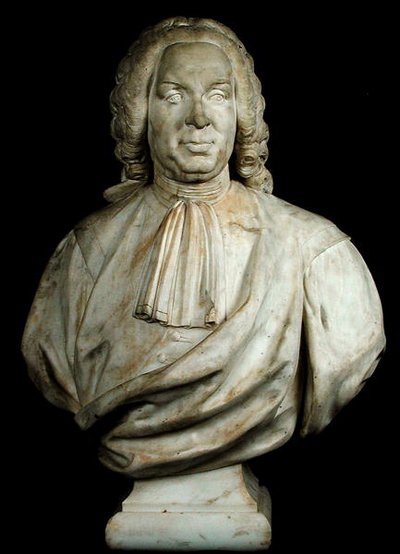 تمثال نصفي لدانيال تشارلز ترودين (1703-69) 1767 (رخام) بواسطة جان بابتيست الثاني ليموين