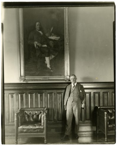 مدير عام البريد السابق ، Harry S New ، c.1905-37 بواسطة جيسي تاربوكس بيلز