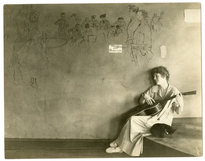غريس جودوين غاريت ، قرية غرينتش ، نيويورك ، الولايات المتحدة الأمريكية ، حوالي 1917-18 (صورة فضية للجيلاتين) بواسطة جيسي تاربوكس بيلز