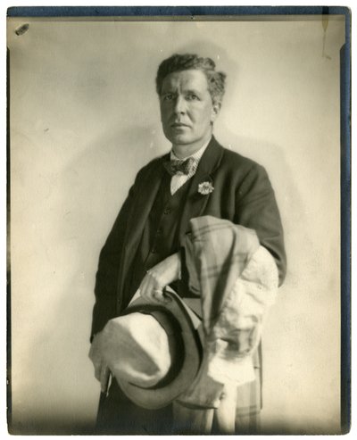 John Cowper Powys Llewelyn Powys ، c.1905-40 (صورة فضية من الجيلاتين) بواسطة جيسي تاربوكس بيلز