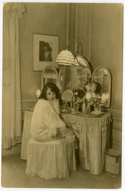 لينور أولريك ، ممثلة ، c.1915-28 بواسطة جيسي تاربوكس بيلز