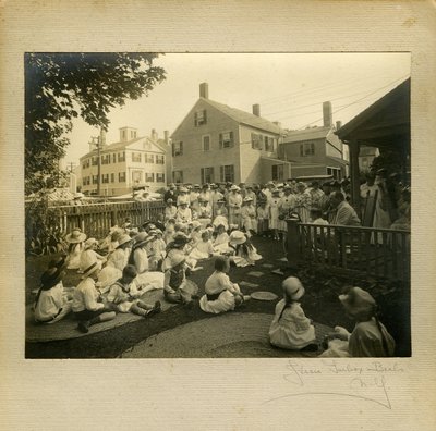 جزيرة نانتوكيت ، ماساتشوستس ، حوالي 1905-15 (صورة فضية للجيلاتين) بواسطة جيسي تاربوكس بيلز