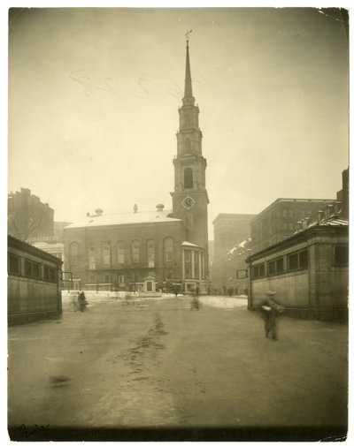 كنيسة بارك ستريت ، الولايات المتحدة الأمريكية ، حوالي 1902-10 (صورة فضية جيلاتينية) بواسطة جيسي تاربوكس بيلز